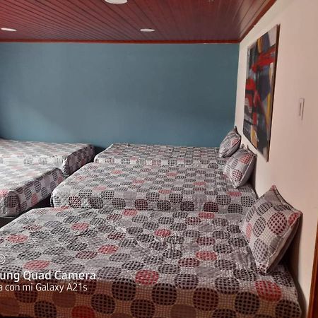 La Parada Del Tren Hostel Bogota Ngoại thất bức ảnh
