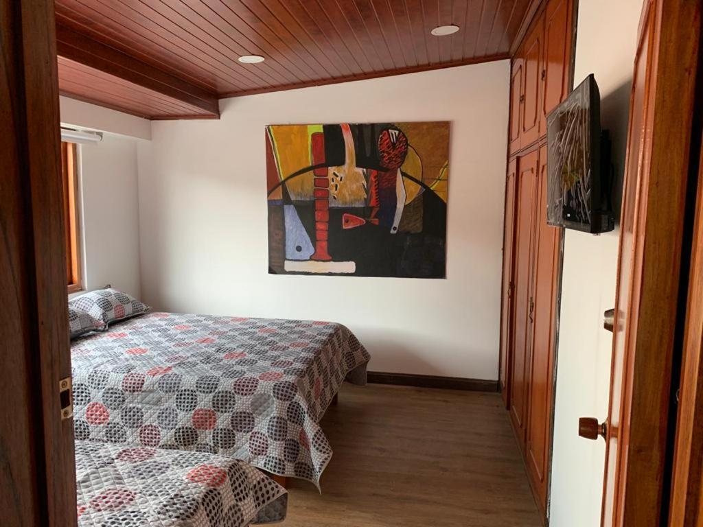 La Parada Del Tren Hostel Bogota Ngoại thất bức ảnh