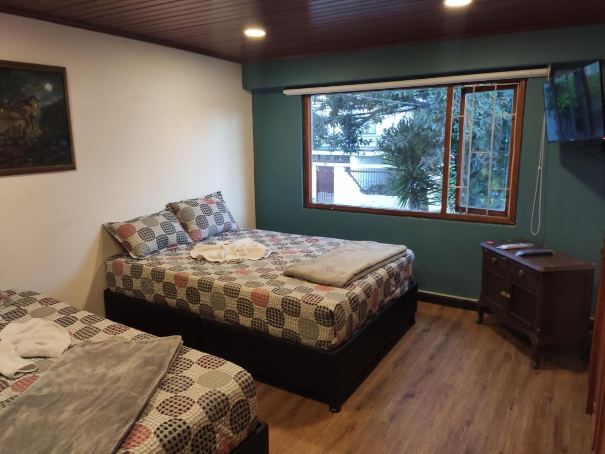 La Parada Del Tren Hostel Bogota Ngoại thất bức ảnh