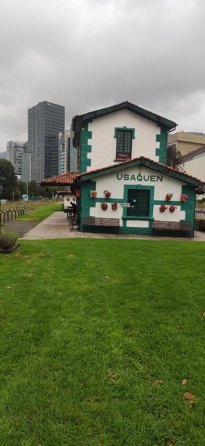 La Parada Del Tren Hostel Bogota Ngoại thất bức ảnh